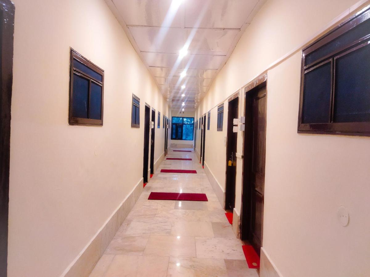 Surya Resort Dalhousie Ngoại thất bức ảnh